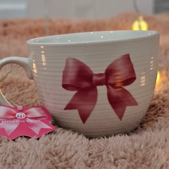 Coquette Girl Bow Mug NWT - Pink and cute (Eaton Fine Dining) - Picture 2 of 4
